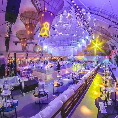 Maria *